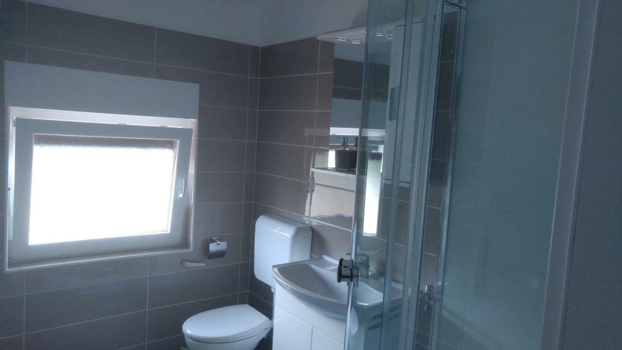 Apartmani Roberta Jurdani エクステリア 写真